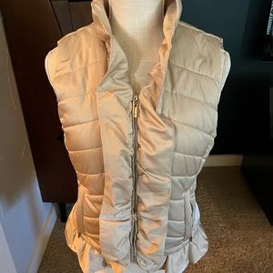 Soooooo cute puffer vest with ruffles !! Blush pink